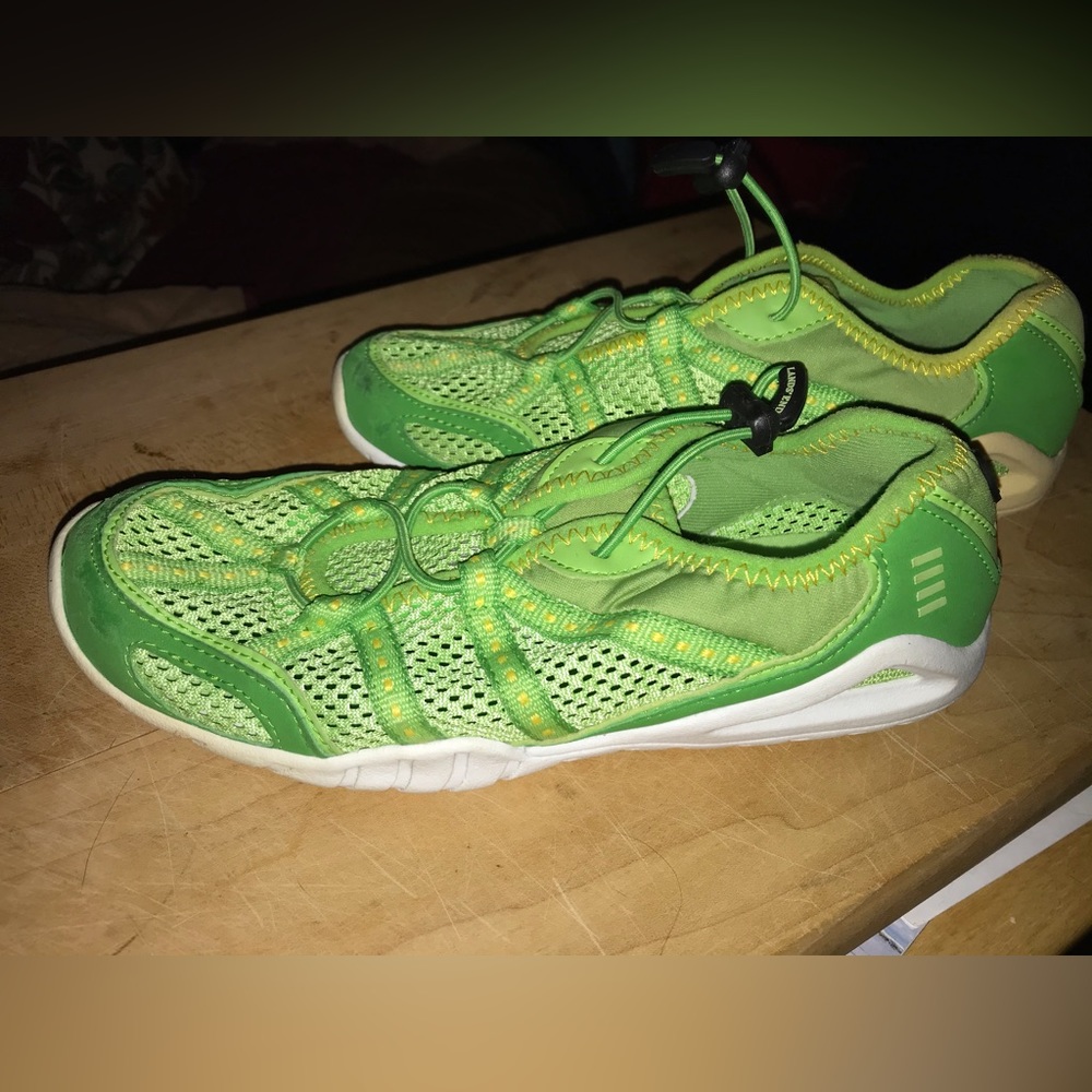 Land’s End water shoes